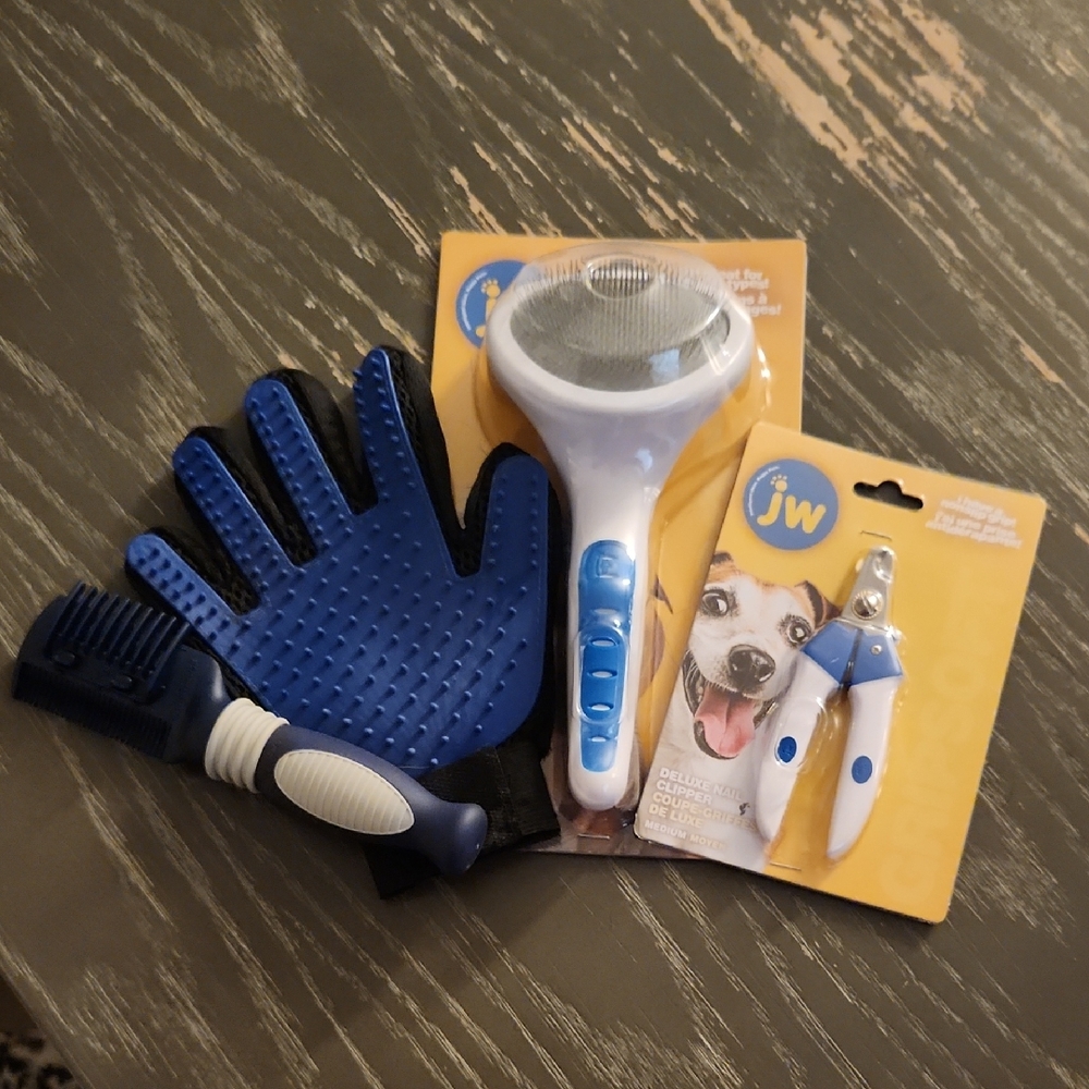 Pet Grooming Supplies